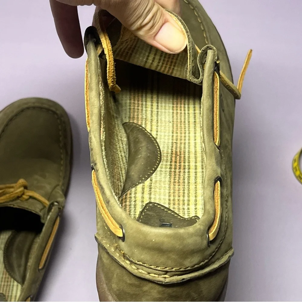 Born Naturals 9 1/2 Men's Lace Up Loafer Outdoor Sole Shoes Olive Green Brown